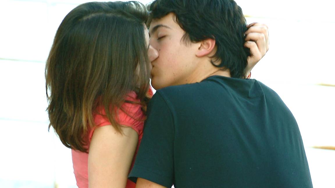 The Science of a Good Kiss